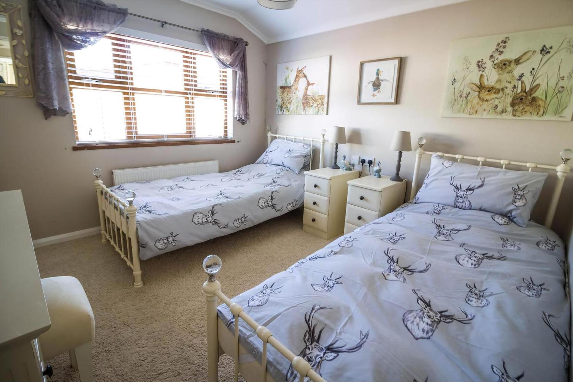 Stunning Lodge With Free Wifi For Hire At Carlton Meres In Suffolk Ref 60013M Saxmundham Exterior photo